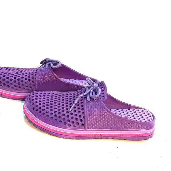 Uanmi Sz 32/33 Beach Slip On’s - Picture 8 of 8
